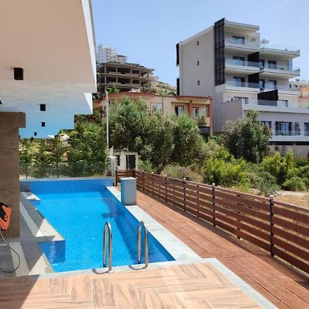Apartment Alex Sarandë Buitenkant foto