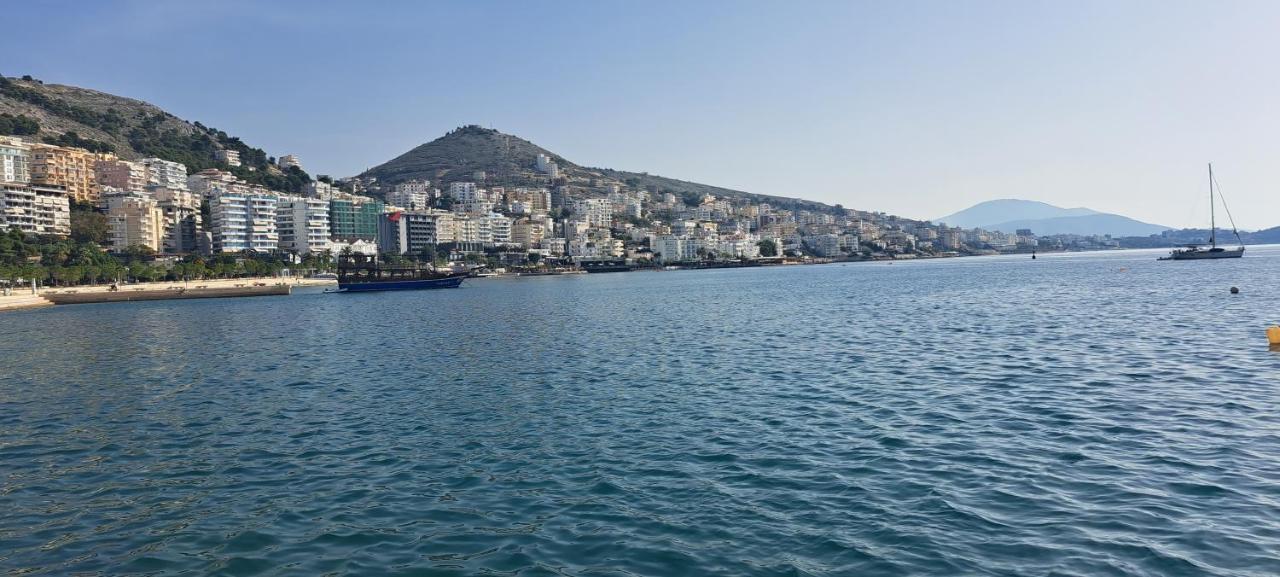 Apartment Alex Sarandë Buitenkant foto